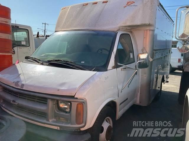 Chevrolet 3500 Pakettiautot