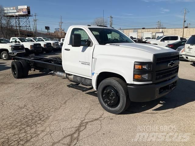 Chevrolet 5500 Ohjaamot ja sisustat