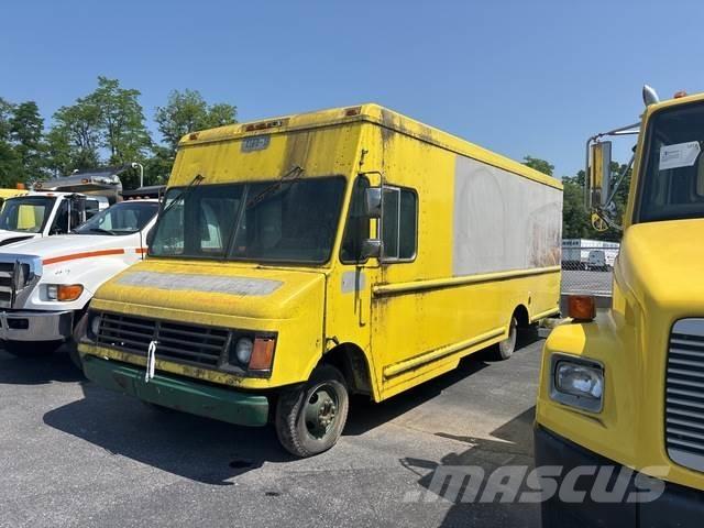 Chevrolet P30 Jakeluautot