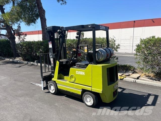 Clark GCS25WC Muut haarukkatrukit