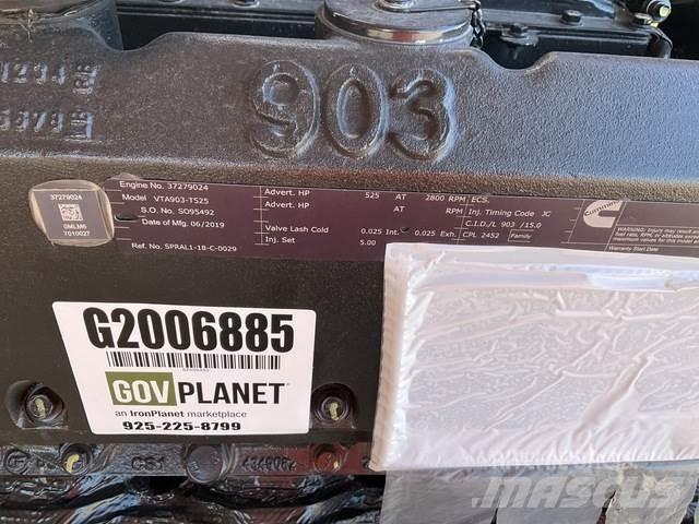 Cummins V903 Moottorit