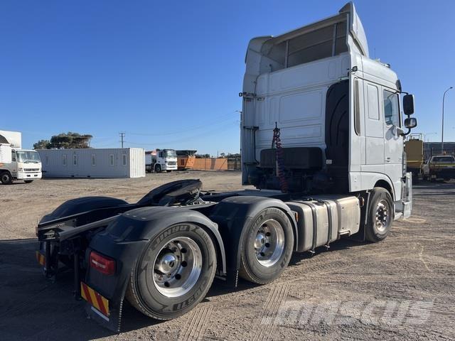 DAF XF530FTT Vetopöytäautot