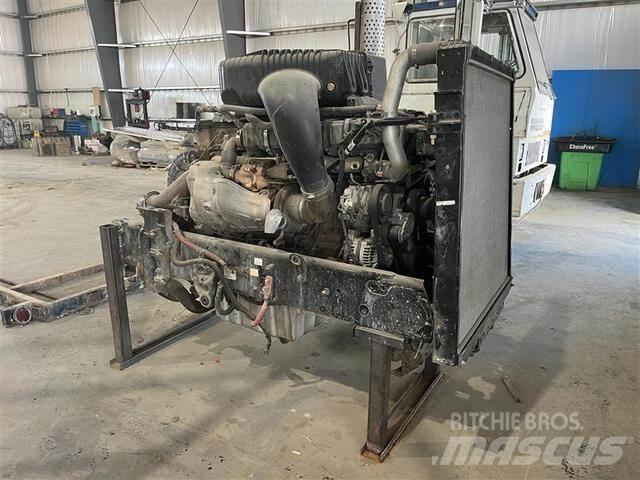 Detroit DD15 Moottorit