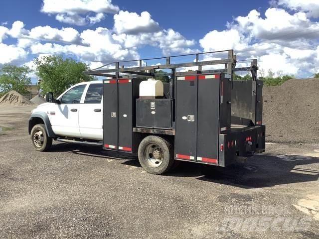 Dodge 5500 Lava-autot