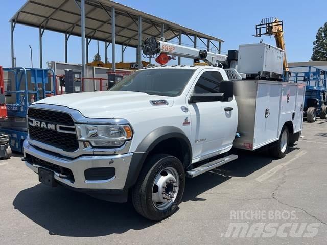 Dodge 5500 Tienhoitoautot