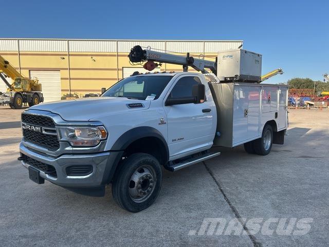 Dodge 5500 Tienhoitoautot