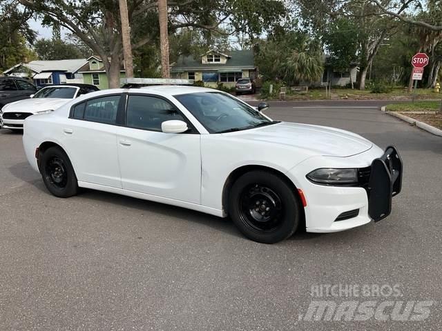 Dodge Charger Henkilöautot
