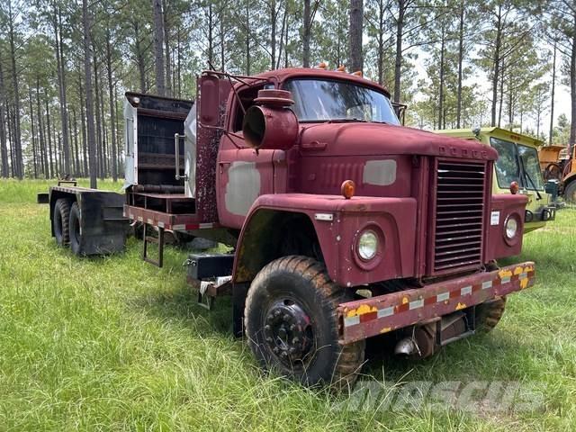 Dodge D80 Ohjaamot ja sisustat