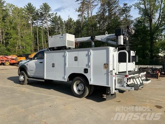 Dodge Ram 5500 Tienhoitoautot