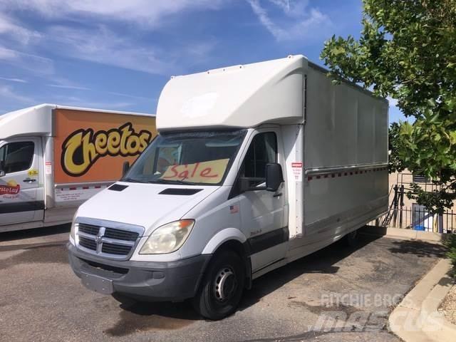 Dodge Sprinter Pakettiautot