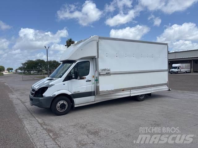 Dodge Sprinter Umpikorikuorma-autot