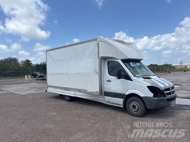 Dodge Sprinter Umpikorikuorma-autot