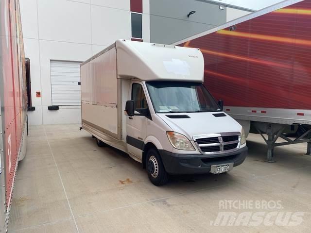 Dodge Sprinter Pakettiautot