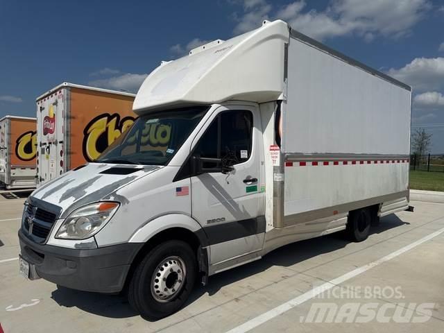 Dodge Sprinter Jakeluautot