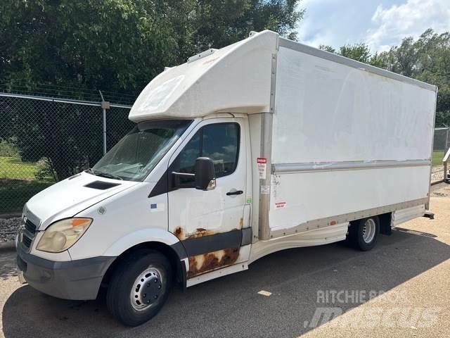 Dodge Sprinter Pakettiautot