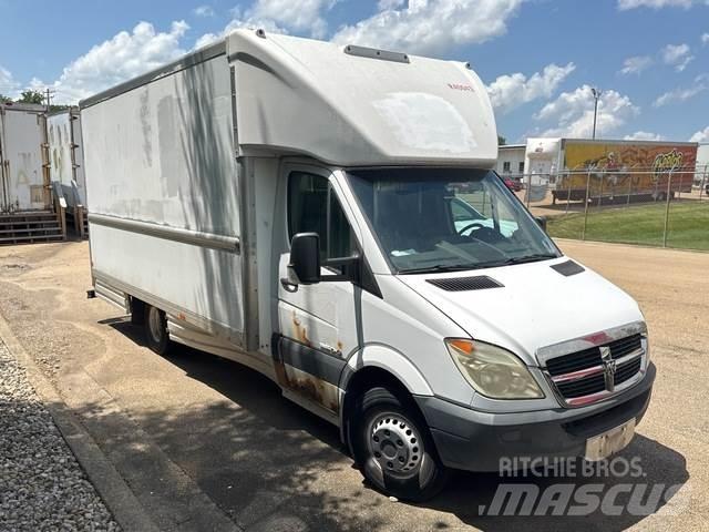 Dodge Sprinter Pakettiautot