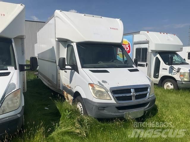 Dodge Sprinter Pakettiautot