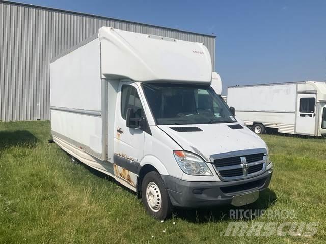 Dodge Sprinter Pakettiautot