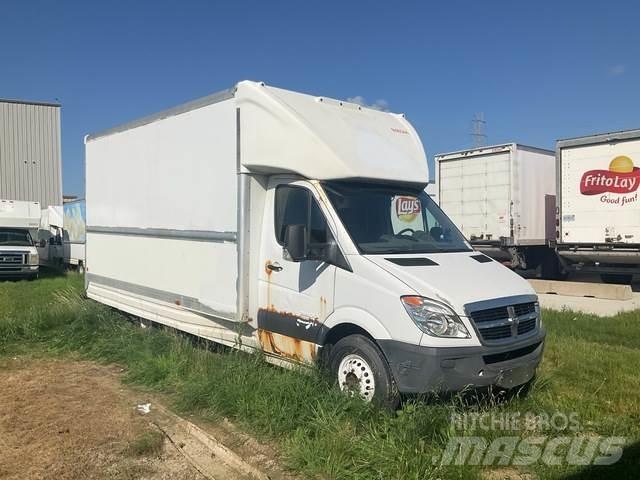 Dodge Sprinter Pakettiautot