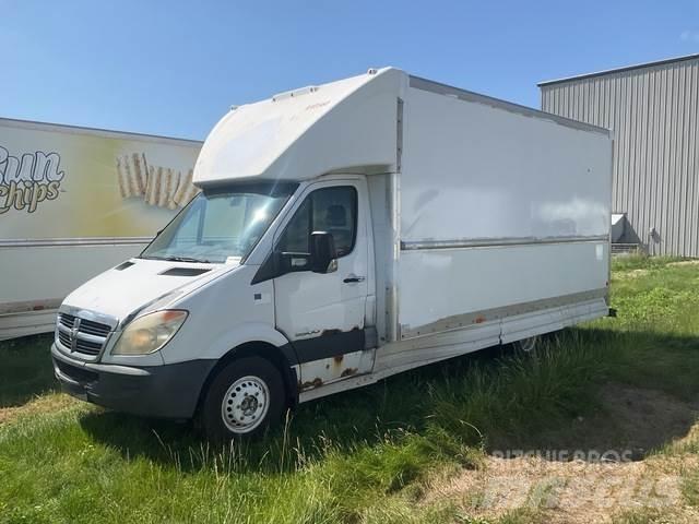 Dodge Sprinter Pakettiautot