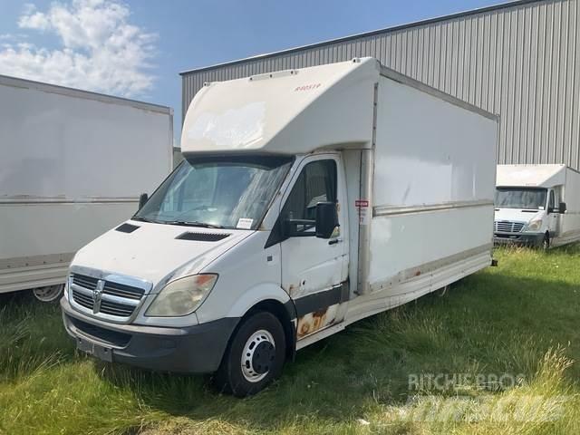 Dodge Sprinter Pakettiautot