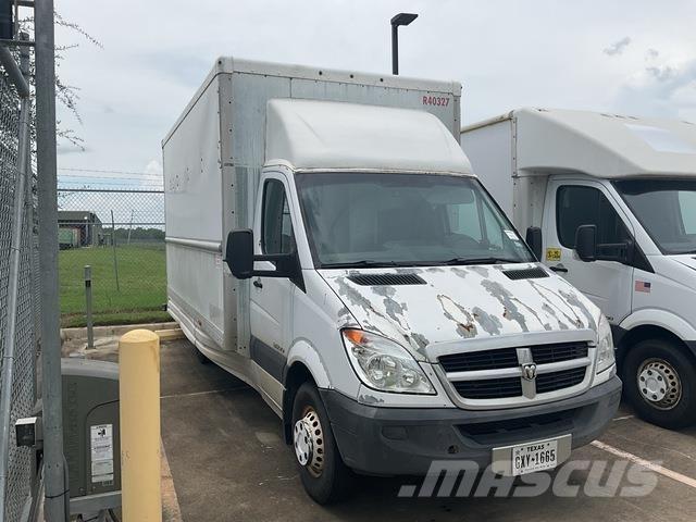 Dodge Sprinter Jakeluautot