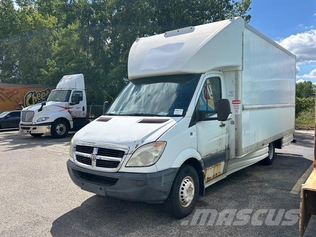 Dodge Sprinter Jakeluautot