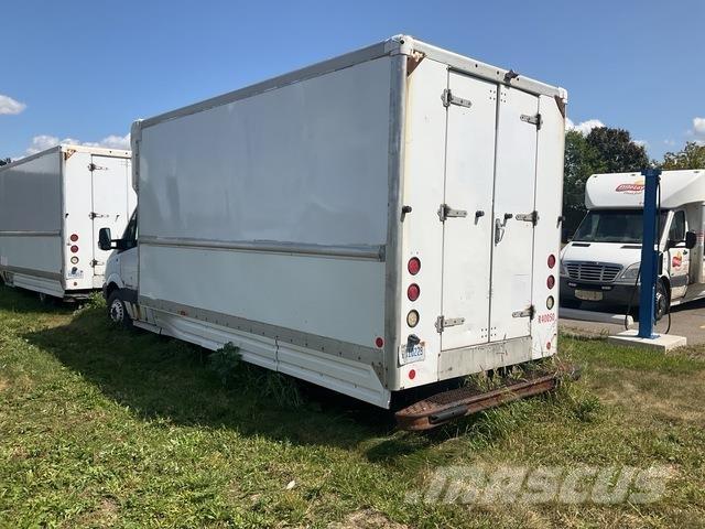 Dodge Sprinter Pakettiautot