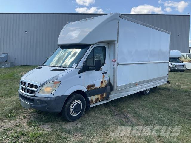 Dodge Sprinter Pakettiautot