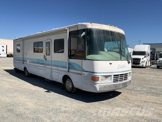  Dolphin 34D Asuntoautot ja asuntovaunut