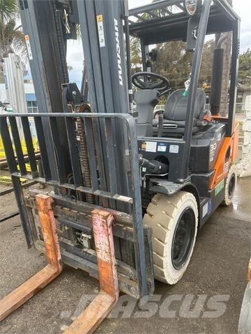 Doosan D30S7 Muut haarukkatrukit