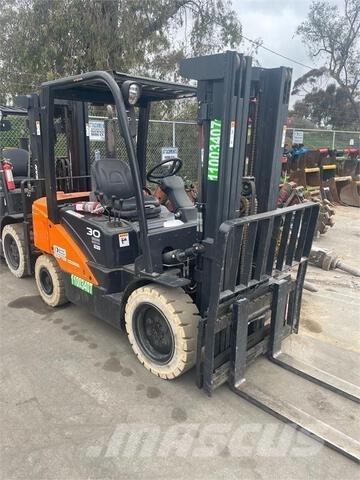 Doosan D30S7 Muut haarukkatrukit