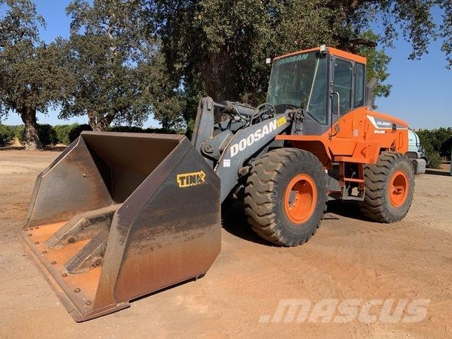Doosan DL250-5 Pyöräkuormaajat