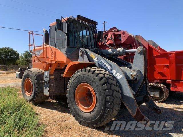 Doosan DL300-5 Pyöräkuormaajat