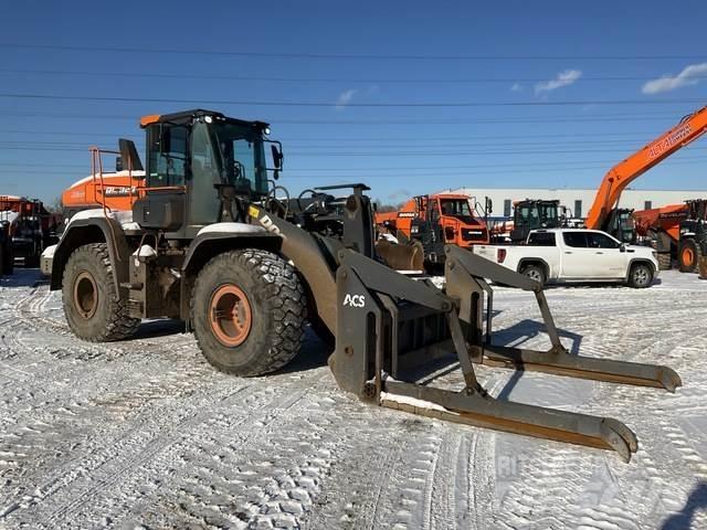 Doosan DL320-7 Pyöräkuormaajat