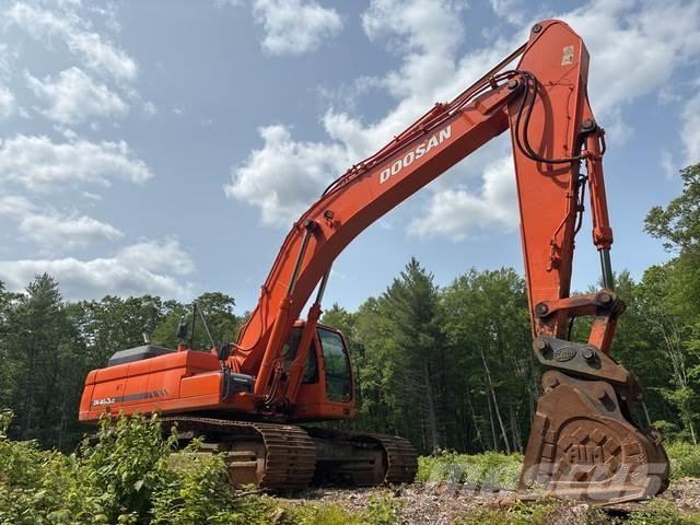 Doosan DX420LC Telakaivukoneet