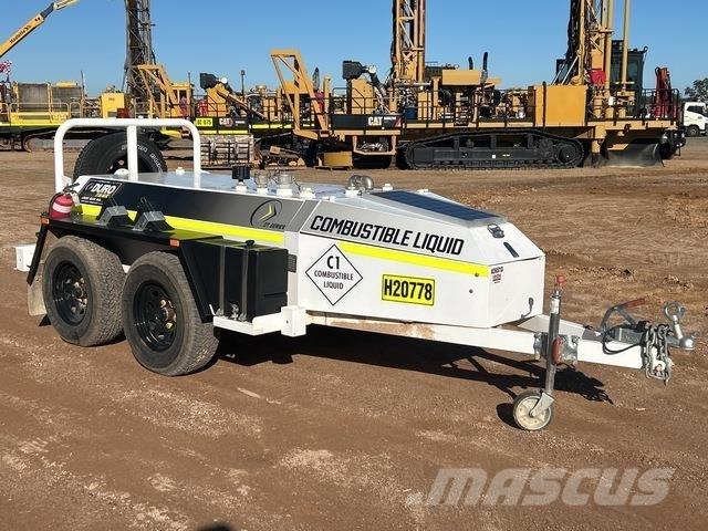  Durotank DT012 Säiliöperävaunut