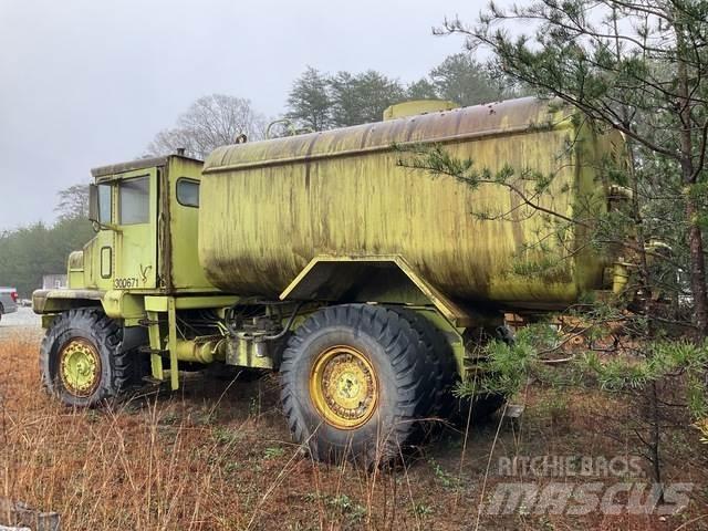 Euclid 215FD Vesisäiliöautot