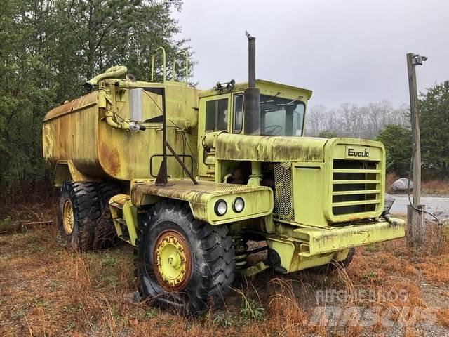 Euclid 215FD Vesisäiliöautot