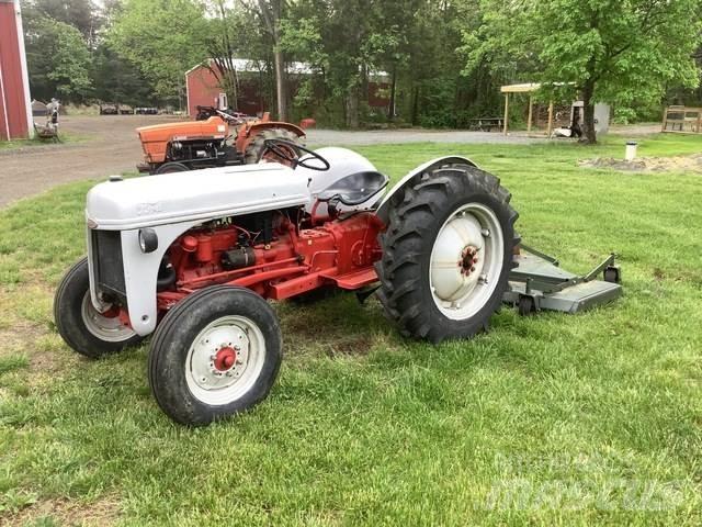 Ford 8N Traktorit