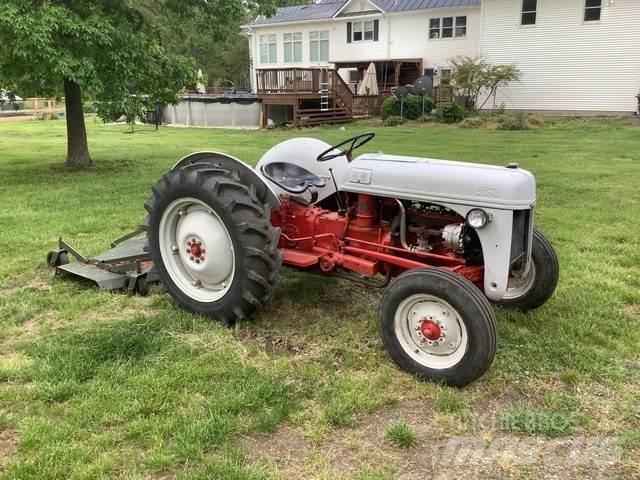 Ford 8N Traktorit