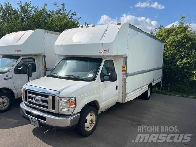 Ford E-350 Jakeluautot