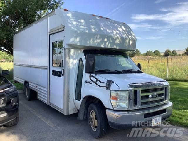 Ford E-350 Jakeluautot