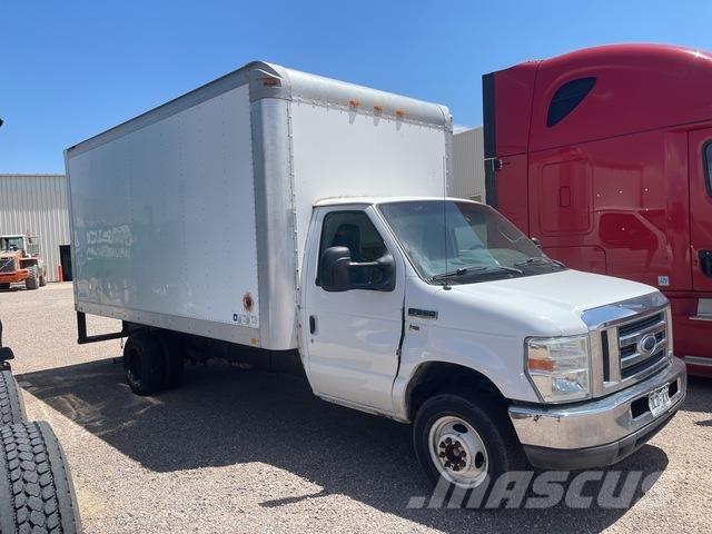 Ford E-350 Umpikorikuorma-autot