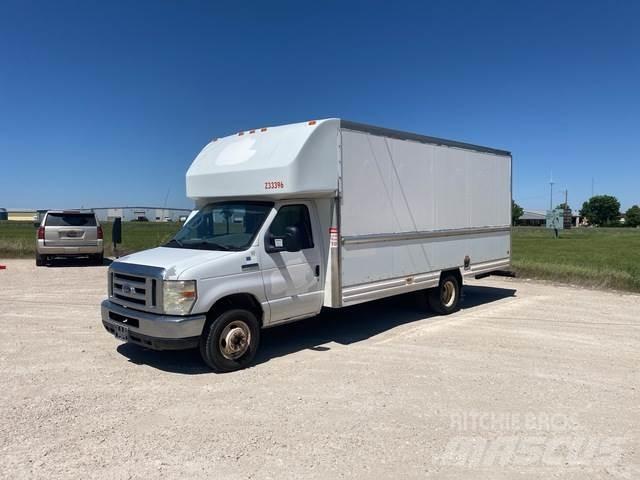 Ford E-350 Jakeluautot