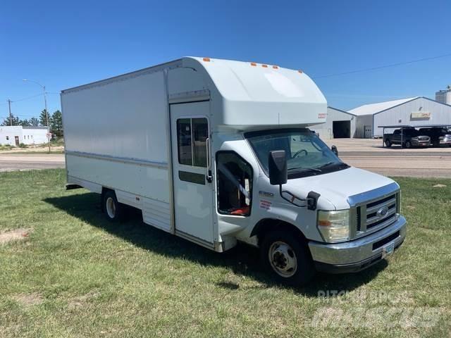 Ford E-350 Jakeluautot