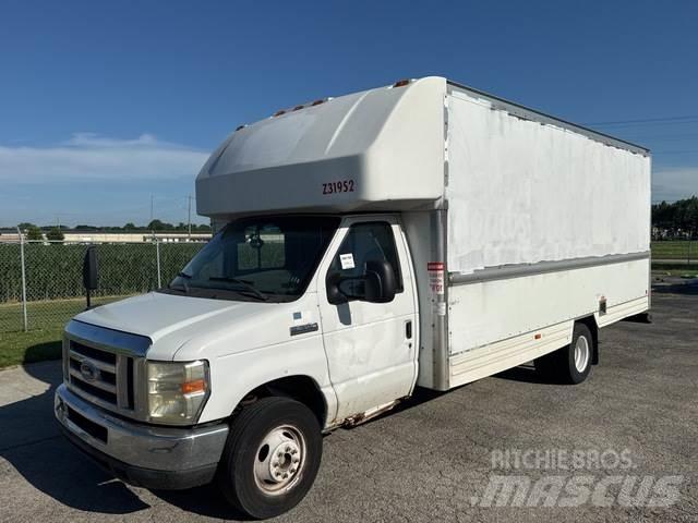 Ford E-350 Jakeluautot
