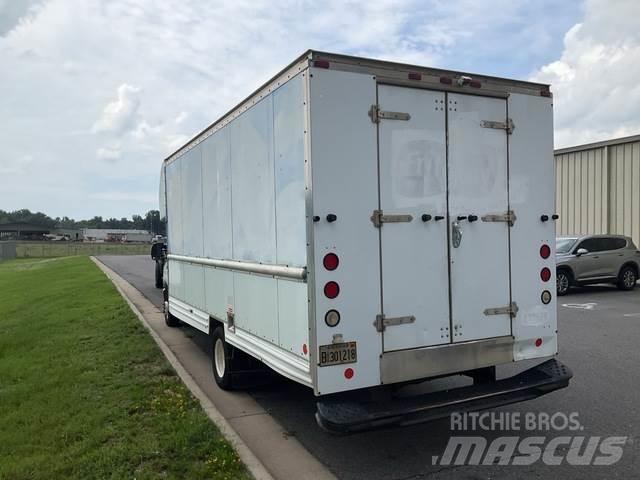Ford E-350 Umpikorikuorma-autot