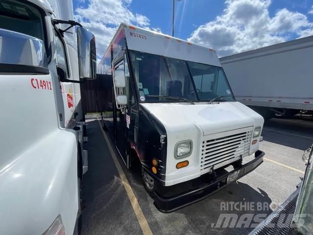 Ford E-350 Pakettiautot