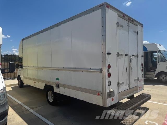 Ford E-350 Jakeluautot